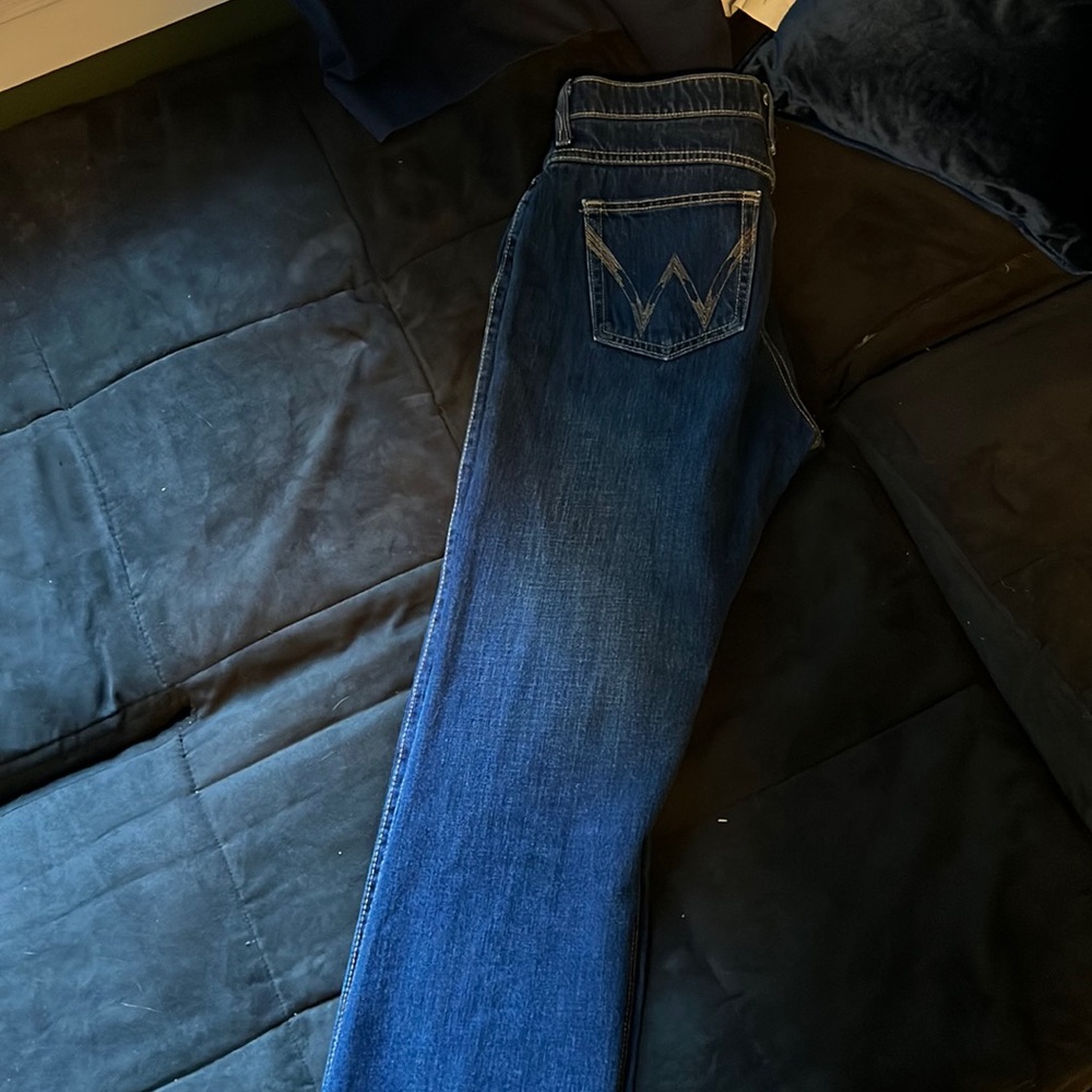 Womens wrangler jeans: Cash No gap waist size 9/10 x 32